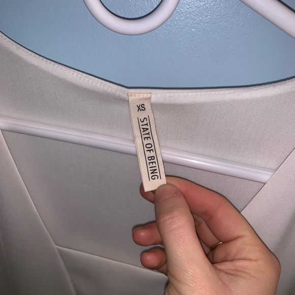 Deep v neck dress - Picture 4 of 4